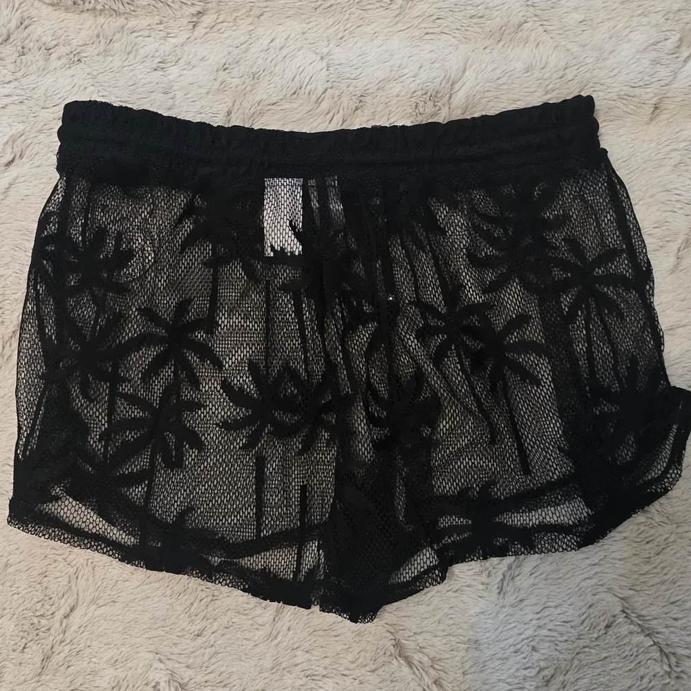 Black Sheer Palm Tree Shorts - Picture 4 of 4
